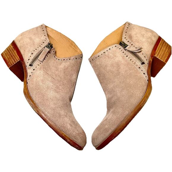 Lucky Brand Fanky Bootie Suede Ankle Boots Tan Size 10M Boho Comfy - Picture 2 of 7